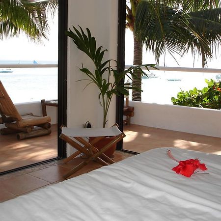 Artista Beach Villa Balabag  Oda fotoğraf