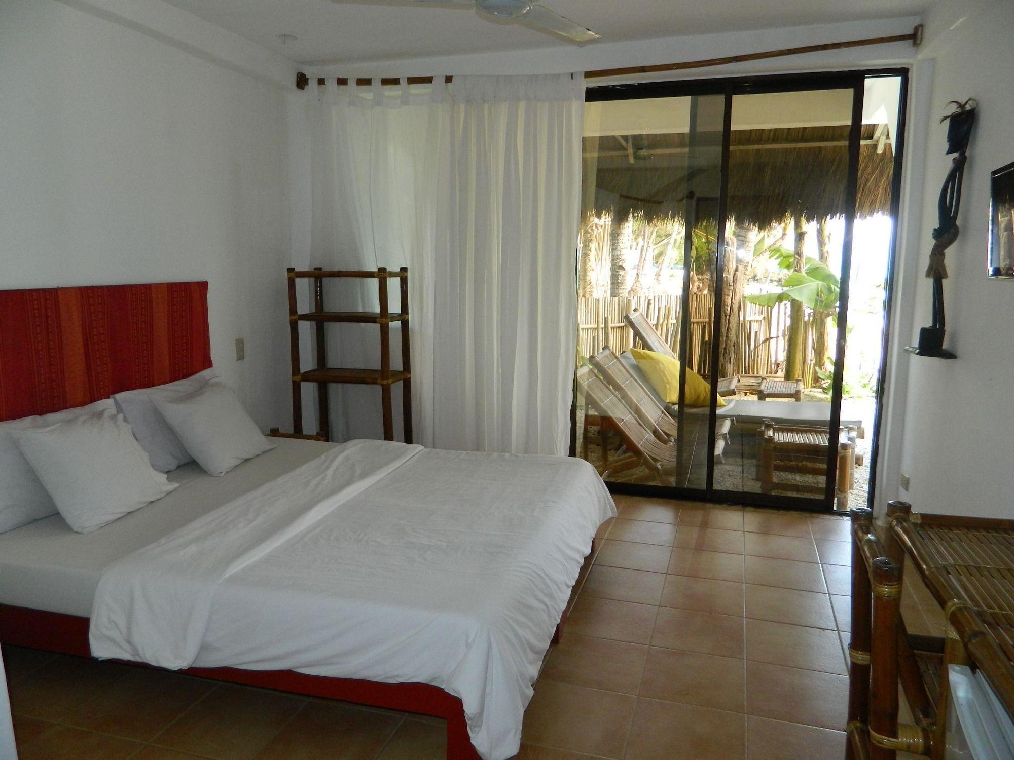 Artista Beach Villa Balabag  Dış mekan fotoğraf