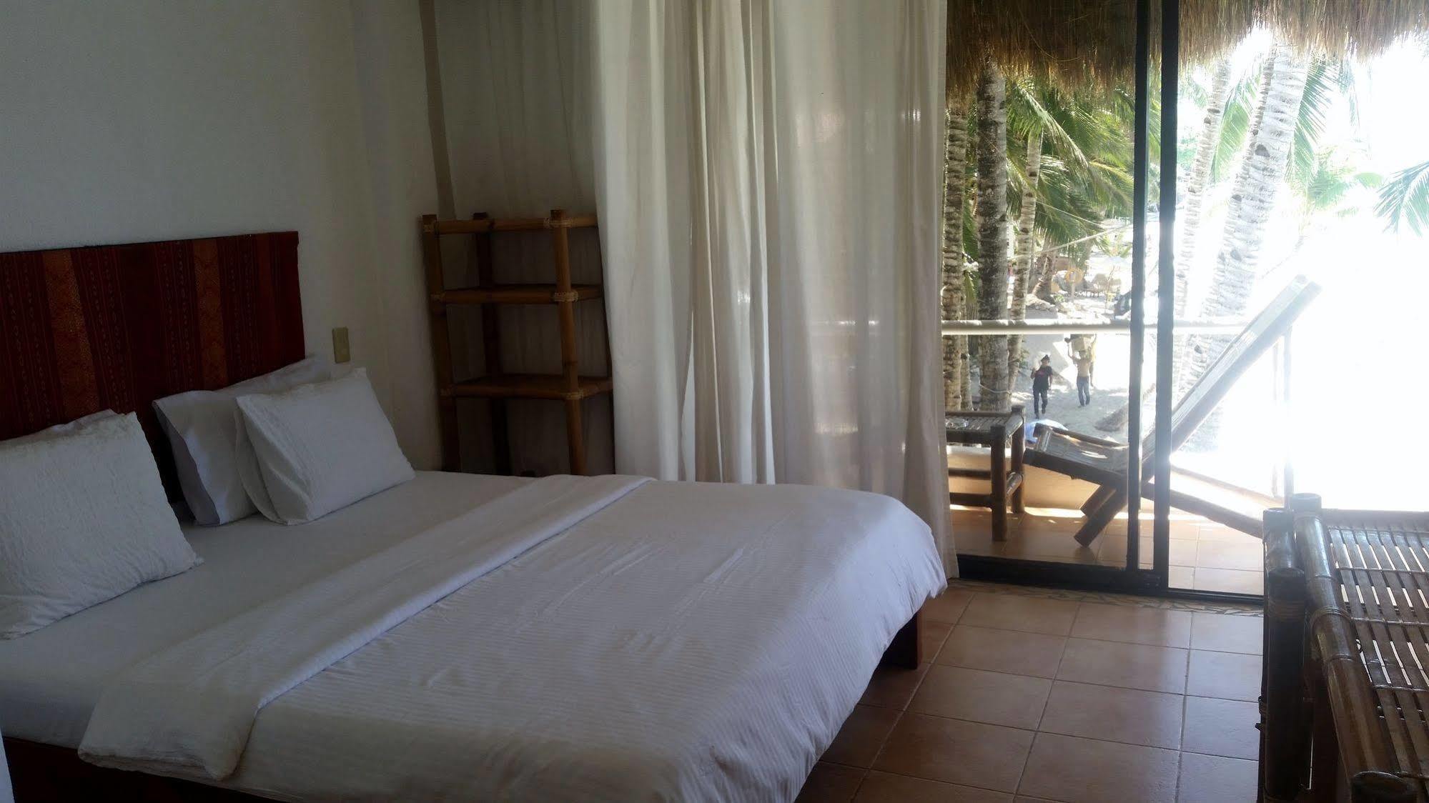 Artista Beach Villa Balabag  Dış mekan fotoğraf