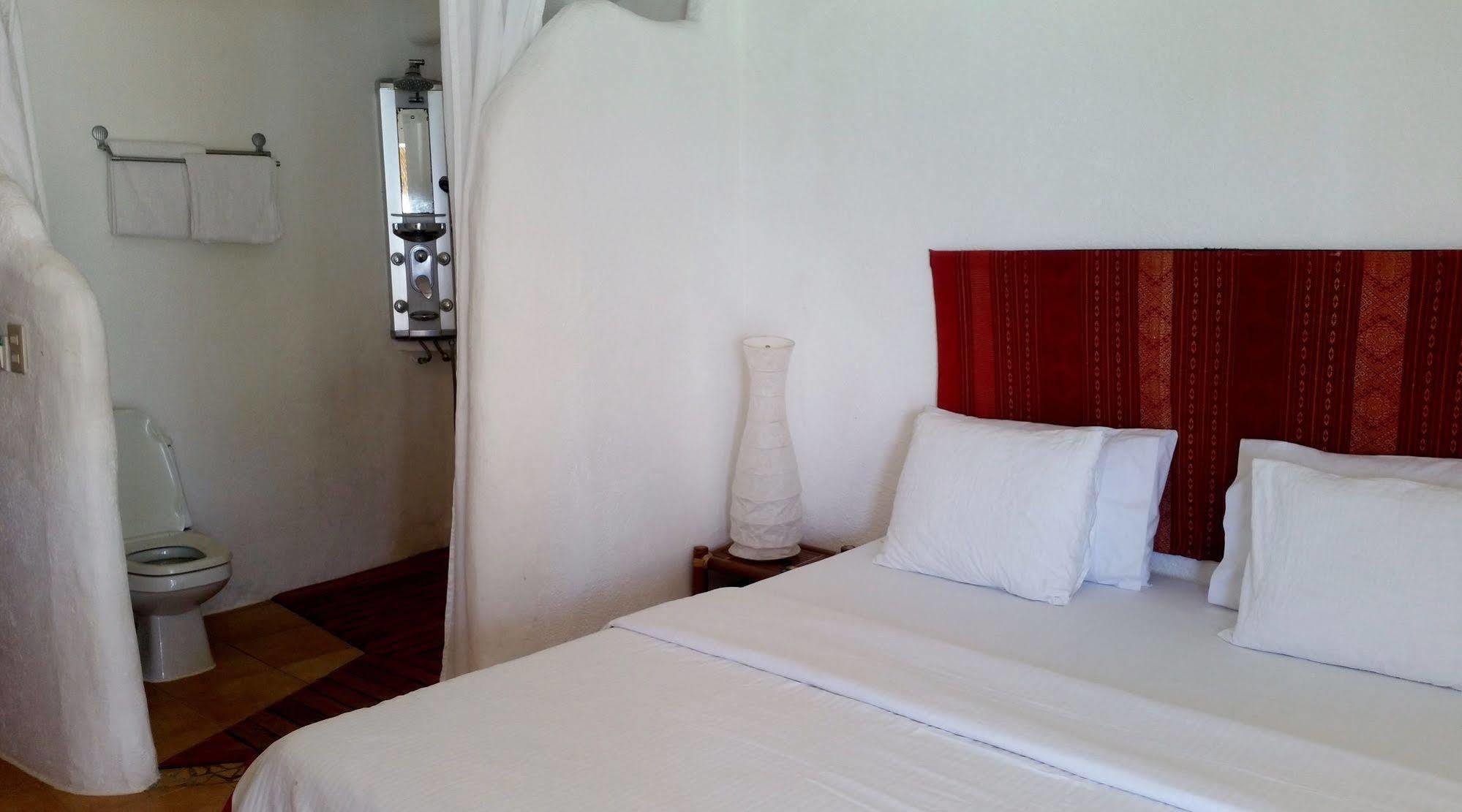 Artista Beach Villa Balabag  Dış mekan fotoğraf